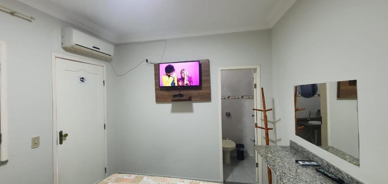 Pousada Azevedo Livramento de Nossa Senhora Exterior foto